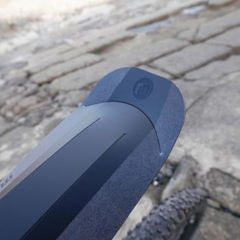 Preview: Mucky Nutz Butt Fender reflective Spritzschutz hinten