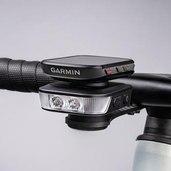 Preview: Ravemen FR1100 Frontlicht an Garmin/Wahoo Halterung