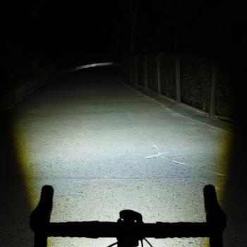 Preview: Ravemen FR1500 Frontlicht an Garmin/Wahoo Halterung