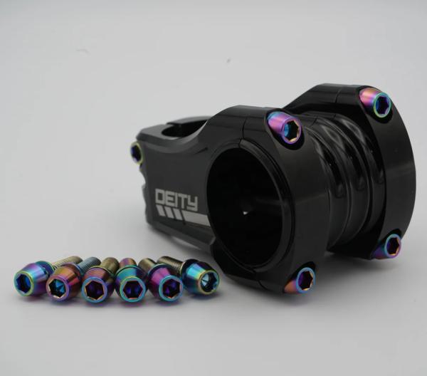 Better Bolts Deity Copperhead Vorbau M6x19mm Titan Schrauben-Kit rainbow