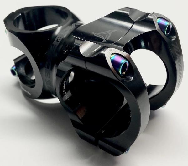 Better Bolts Raceface Turbine R Vorbau M5x17mm Titan Schrauben-Kit rainbow