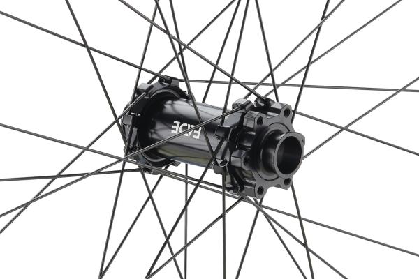 NEWMEN Beskar 30 Strong DH 29" 15/20 x 110mm 6-Loch Laufrad vorne