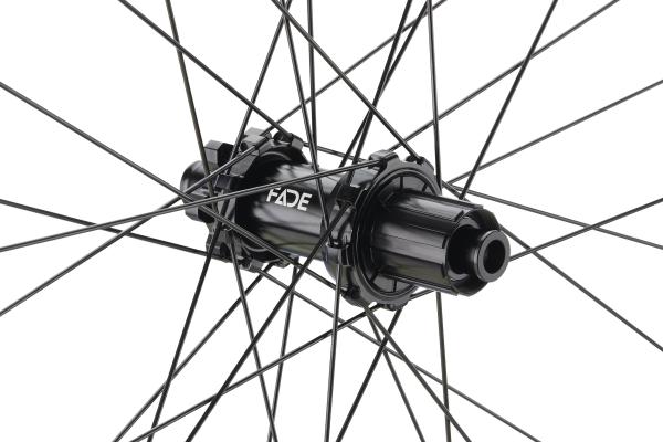 NEWMEN Performance 30 Base Trail 29" 12 x 148mm Shimano HG 6-Loch Laufrad hinten