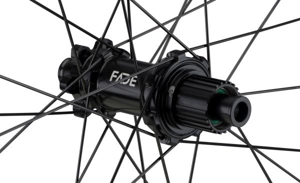 NEWMEN Phase 30 Strong Enduro 27.5" 12 x 148mm 6-Loch Shimano Micro Spline Laufrad hinten