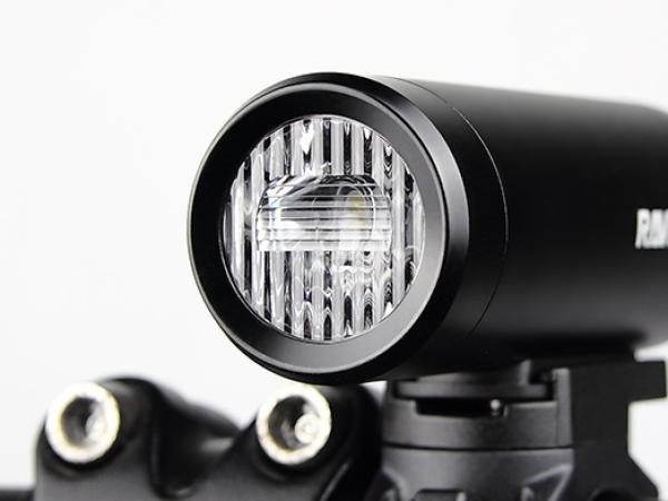 Ravemen CR600 Frontlicht